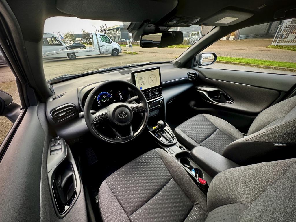 Toyota Yaris Cross 1.5 hybrid 130 dynamic nieuw