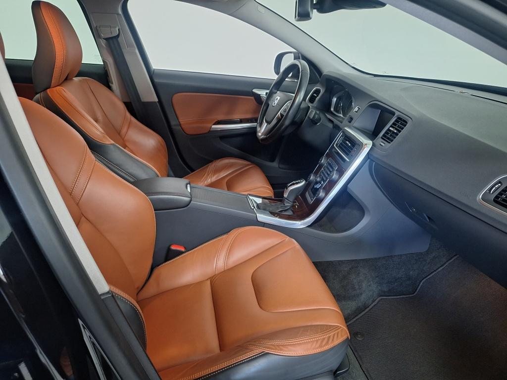 Volvo S60 1.6 t4 summum|1e eigenaar|lage km stand|dealer onderhouden