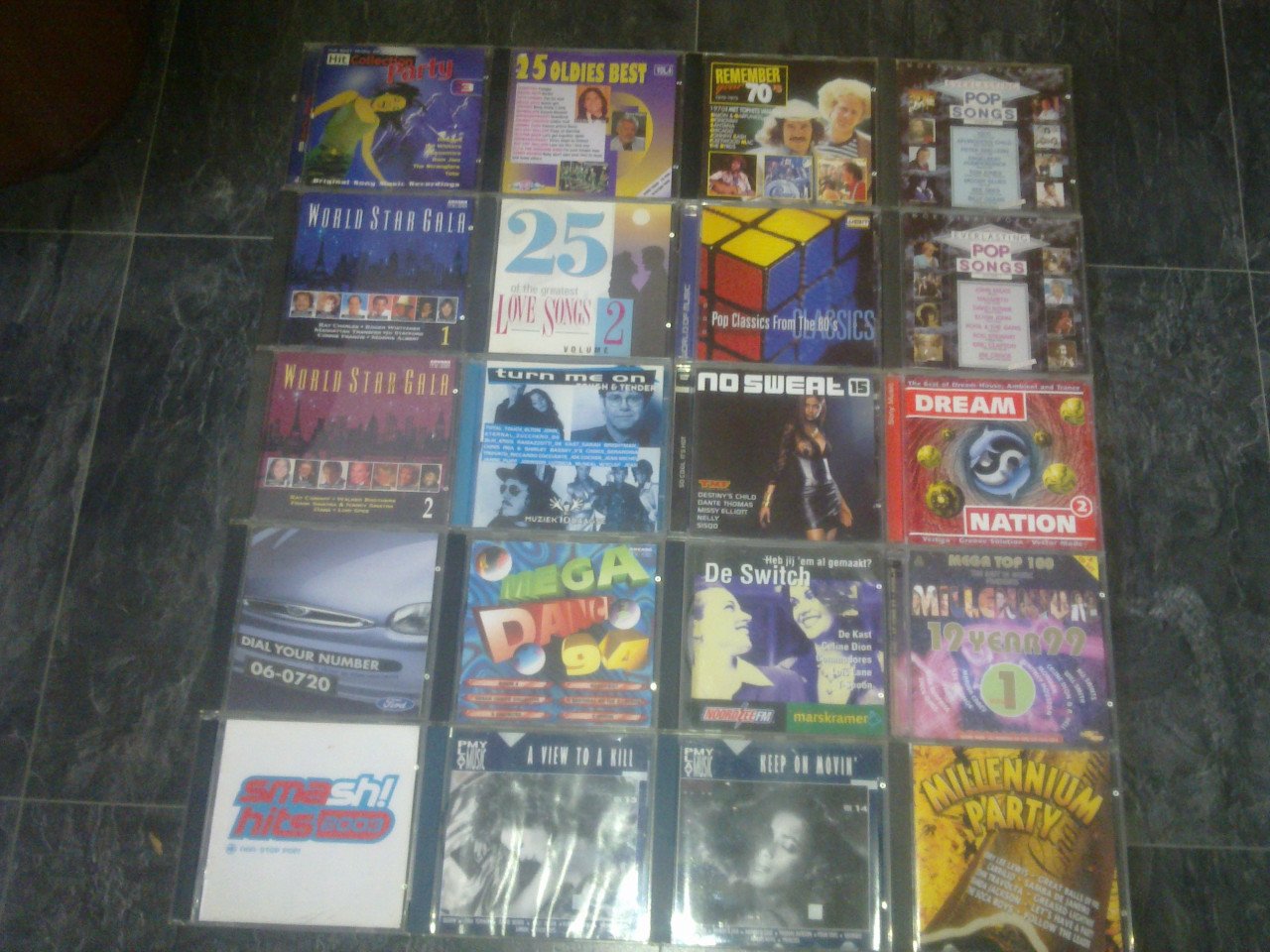 100 cd`s
