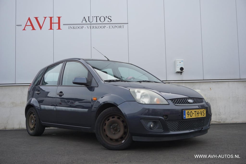 Ford Fiesta 1.4-16v futura automaat