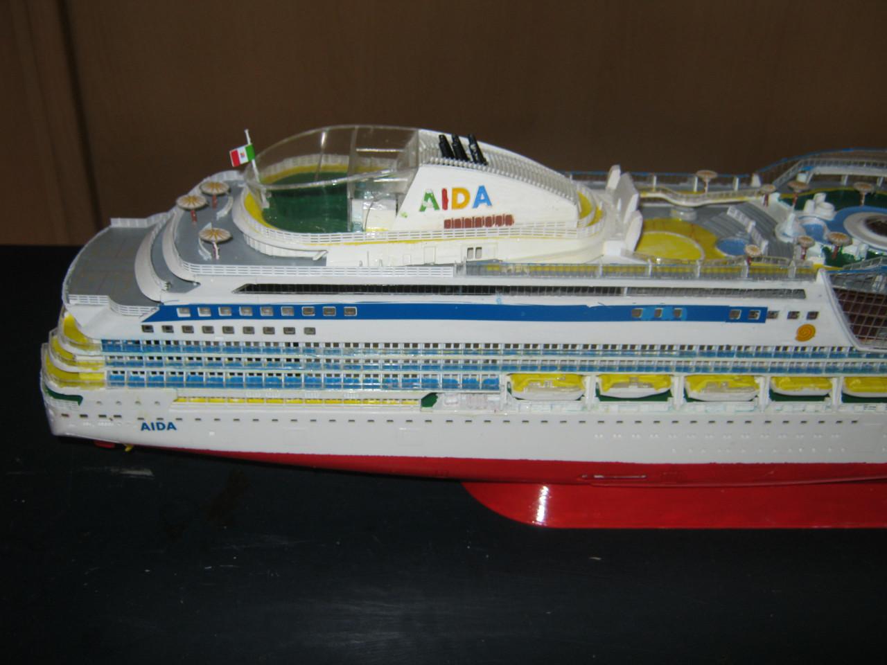 Passagiersschip AIDA.