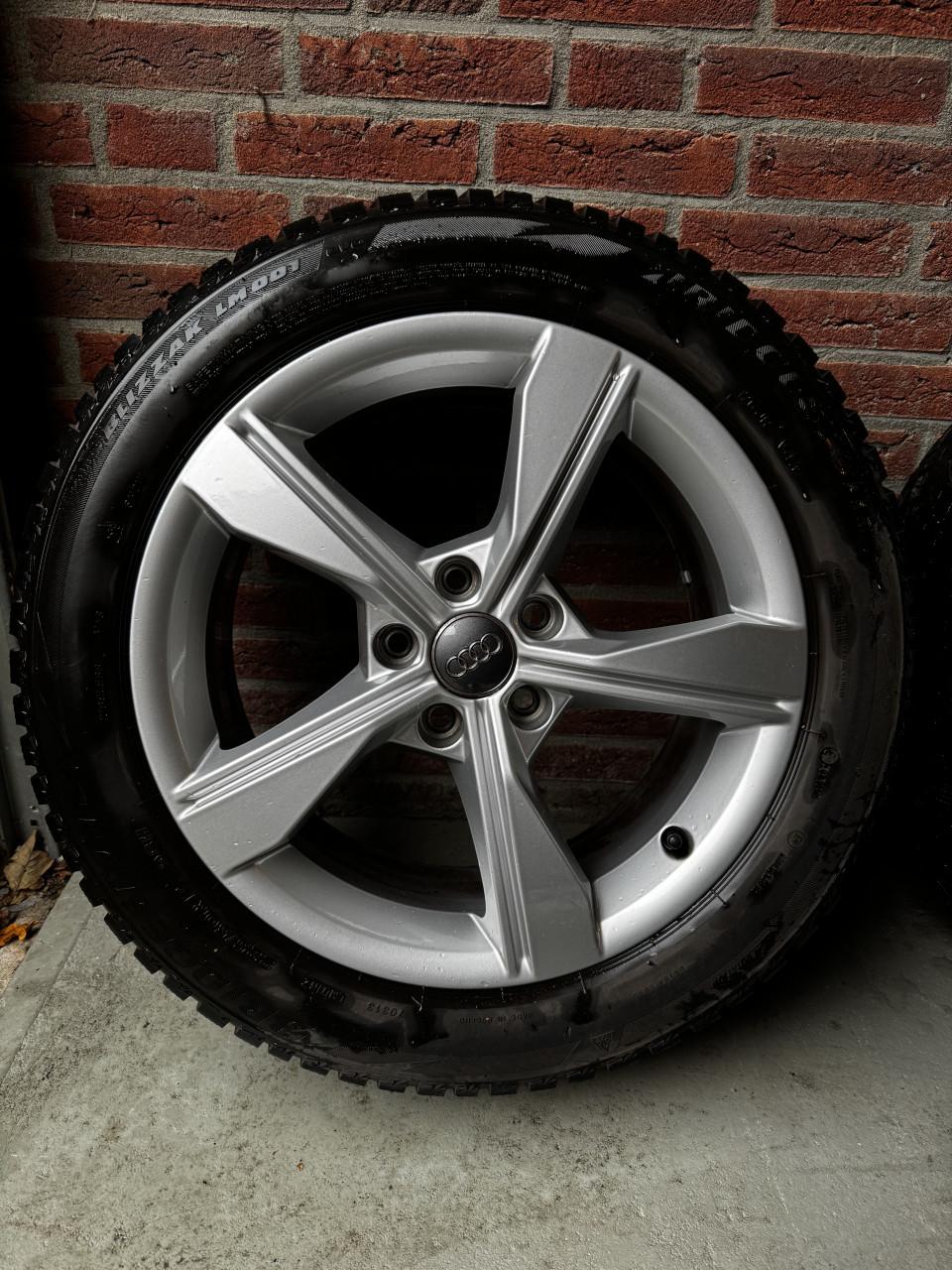 Originele 17” Audi velgen + winterbanden