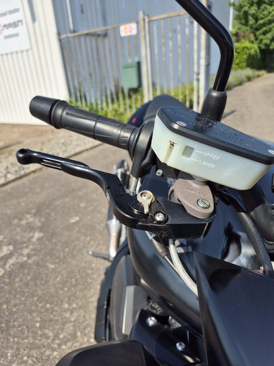 Kawasaki Z750R uit 2011. limited edition