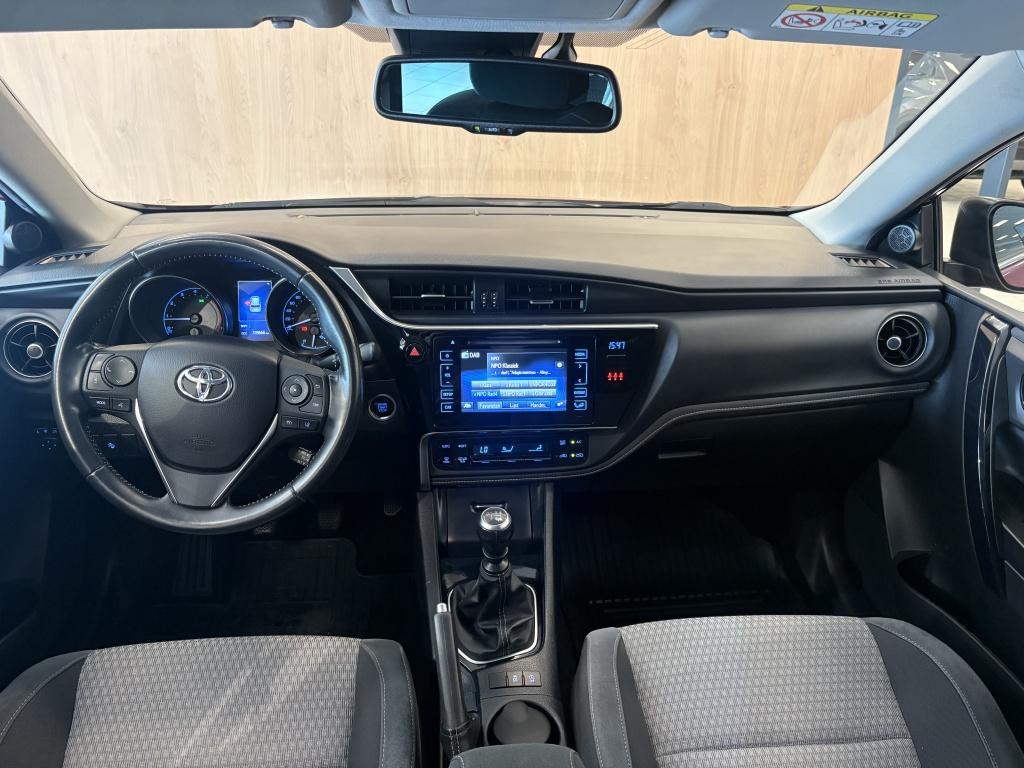 Toyota Auris 1.2t energy plus | trekhaak |