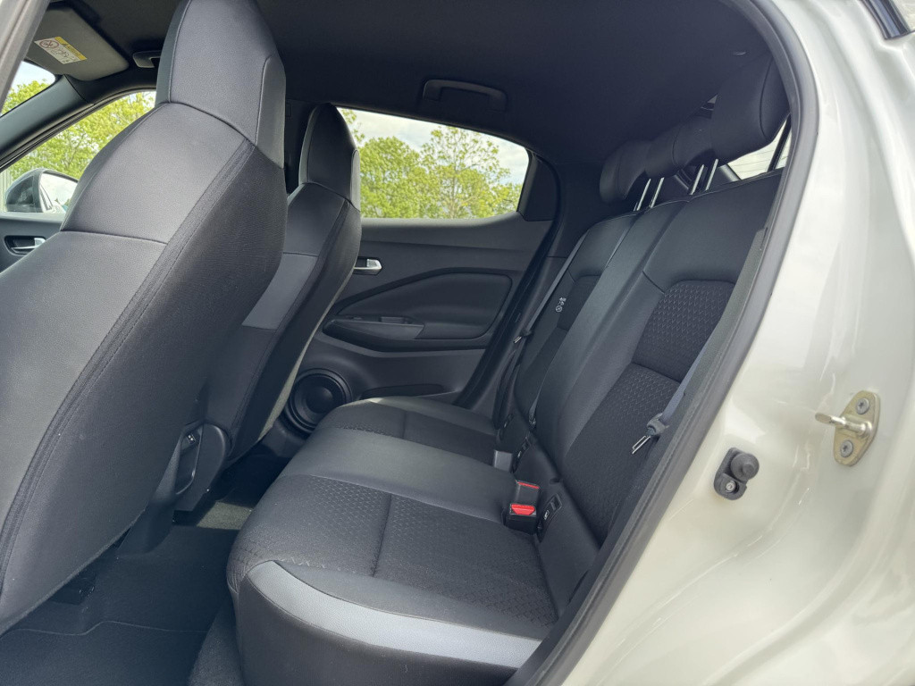 Nissan Juke 1.6 hybrid n-connecta parking pack