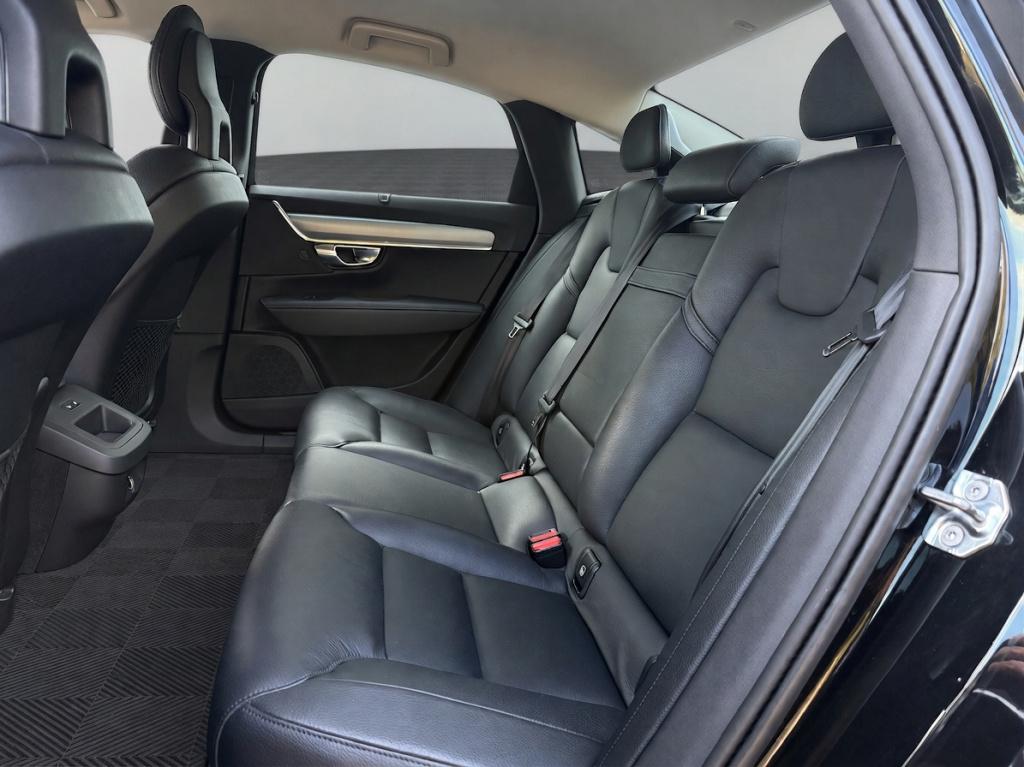 Volvo S90 2.0 t6 awd momentum+