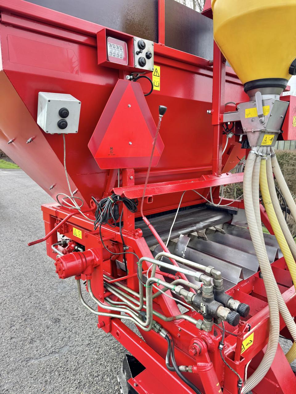 Allround plantmachine voor bloembollen en uien, 150 cm spoorbreedte