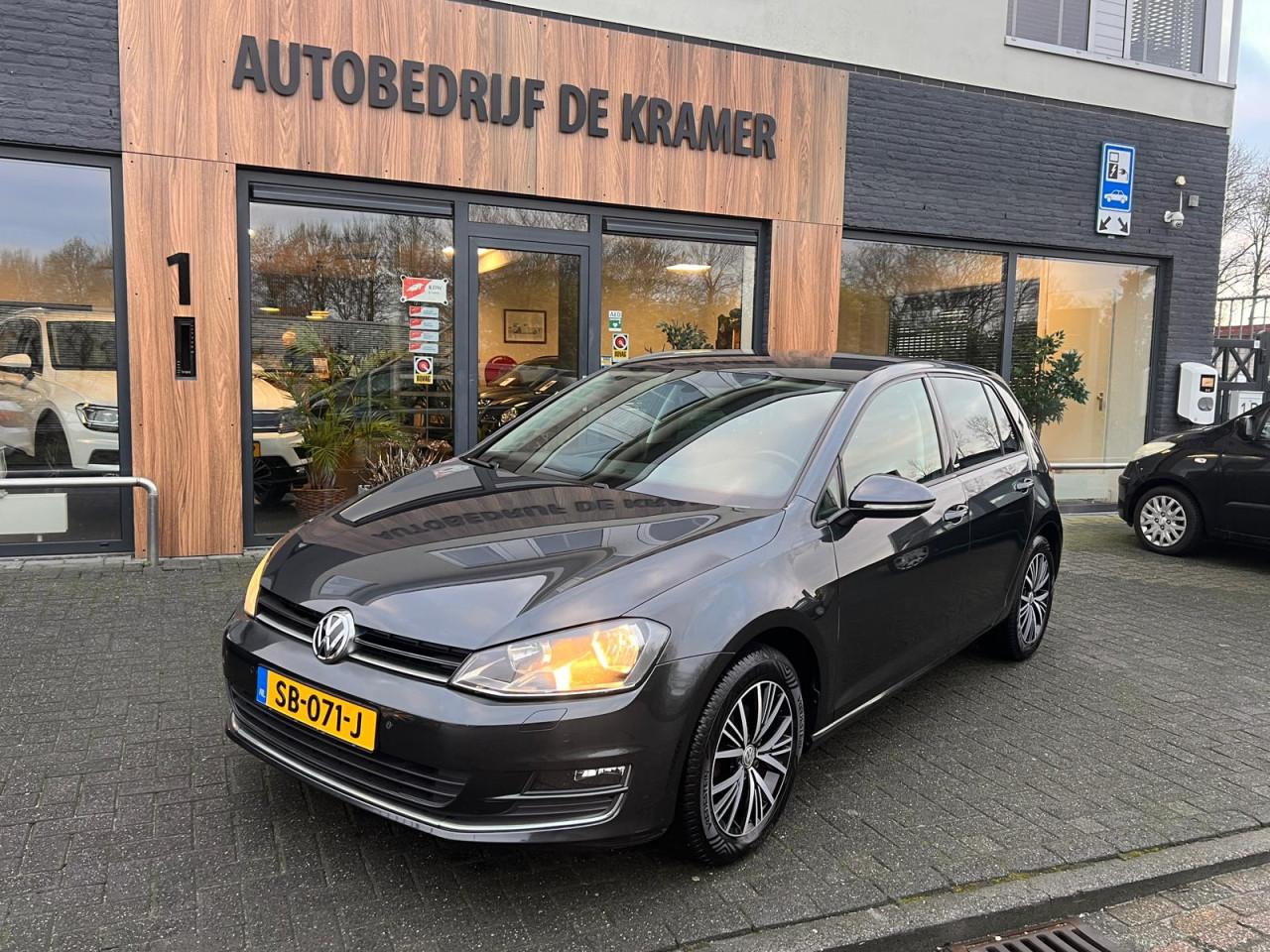 Volkswagen Golf 1.2 TSI Connected Series
