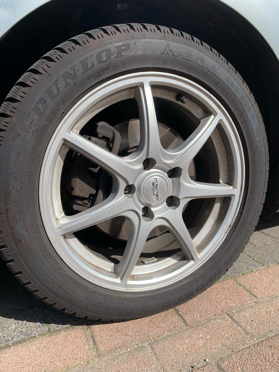 Winterbanden met velg