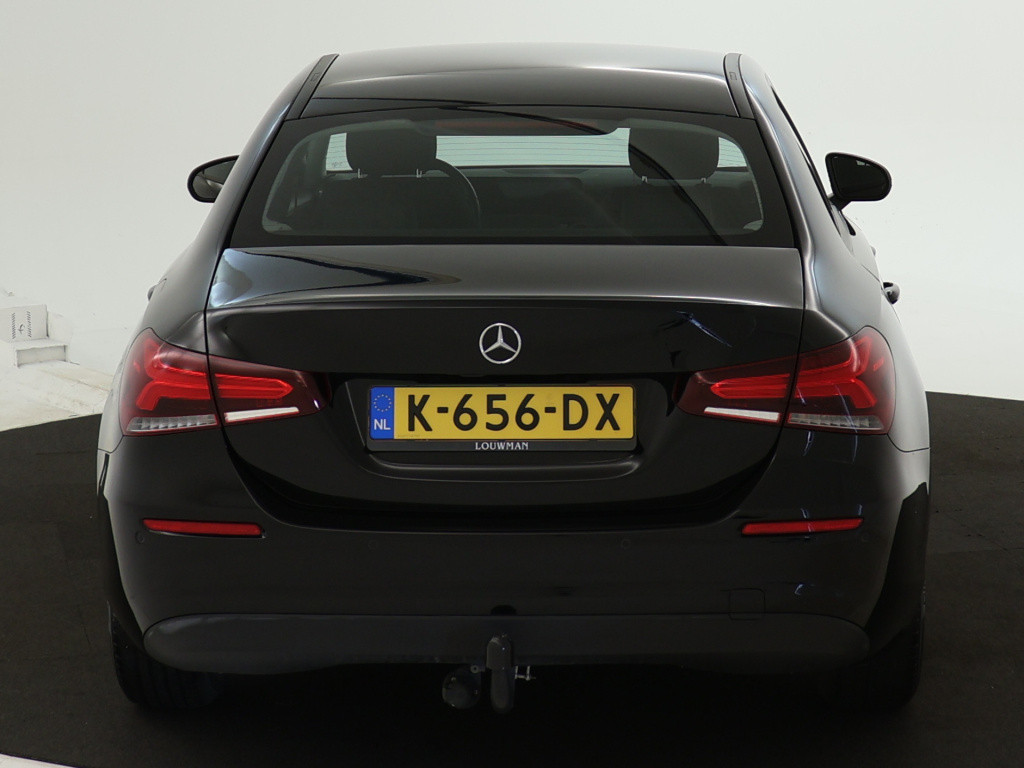 Mercedes-Benz A-Klasse 180 business solution | trekhaak | cruise control | 