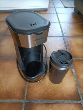 Koffiezetapparaatje merk Ambiano, voor 1 of 2 bakjes.