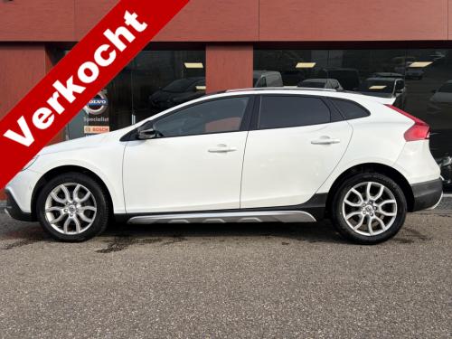 Volvo V40 cross country 2.0 t4 summum automaat | leer | trekhaak | styling 