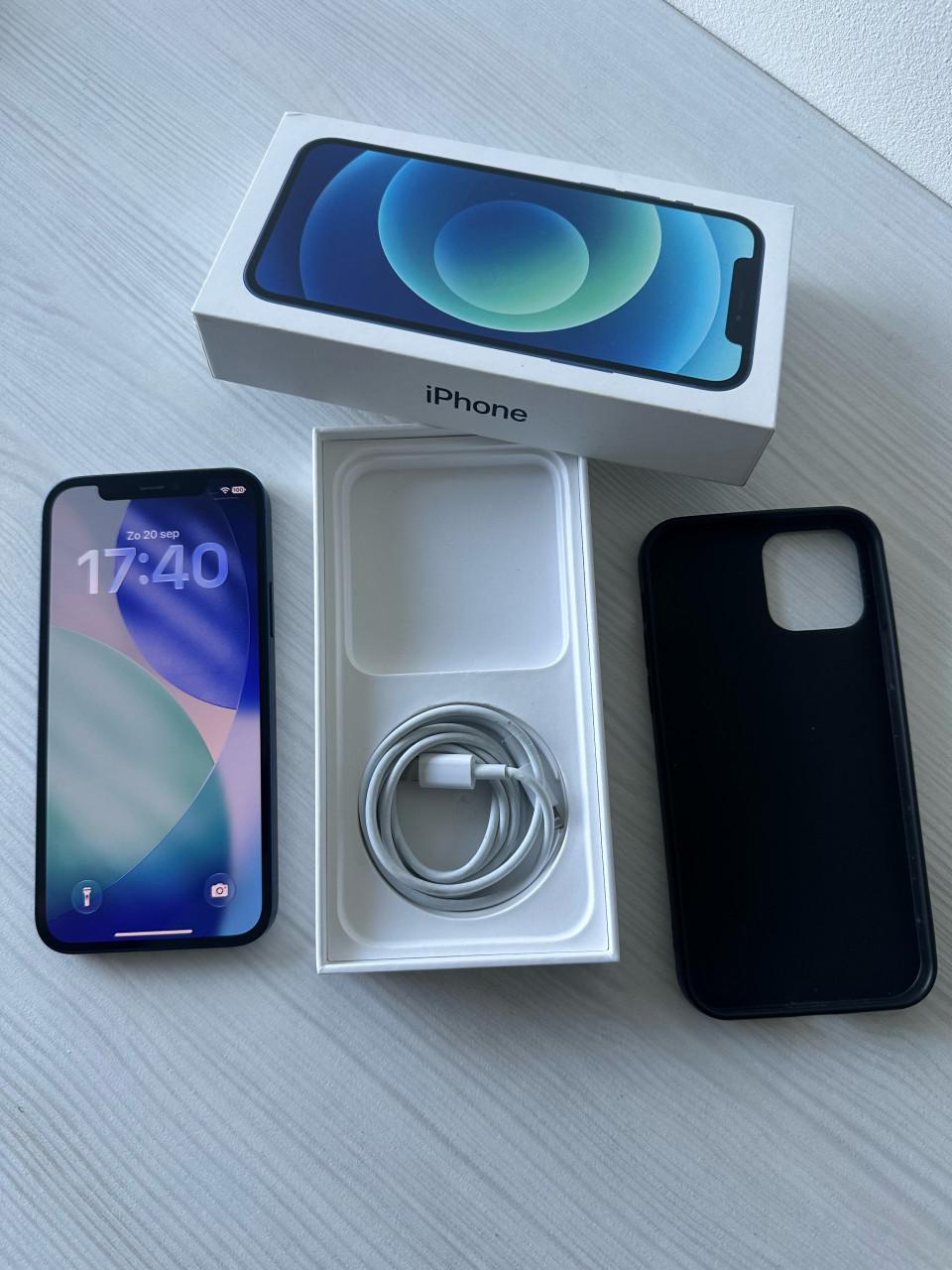 Apple iPhone 12 128GB blauw