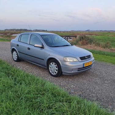 Opel Astra 1.6 GL 5 deurs Verkocht