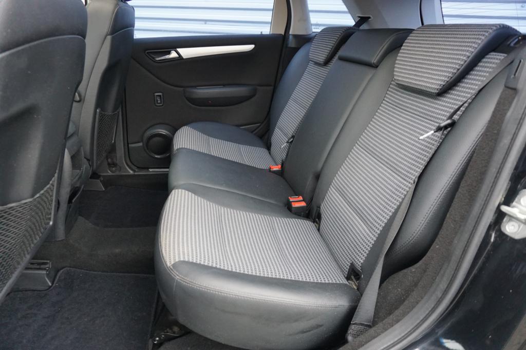 Mercedes-Benz B-Klasse 200 airco / elektr. ramen / pano / parkeersens. / lm