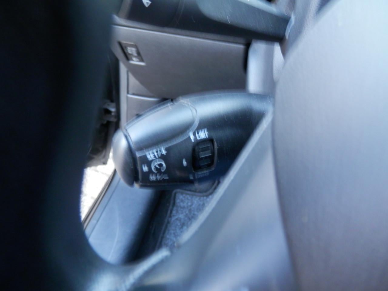 Auto Garant Biedt Aan: Peugeot 208 1.2 VTi Envy