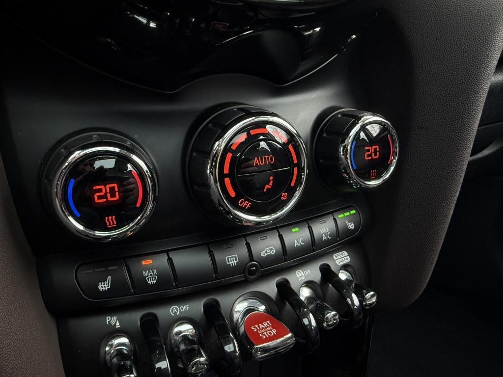 Mini 5-deurs mini 2.0 coop.s chili // goed uitgerust // dealer onderhouden 