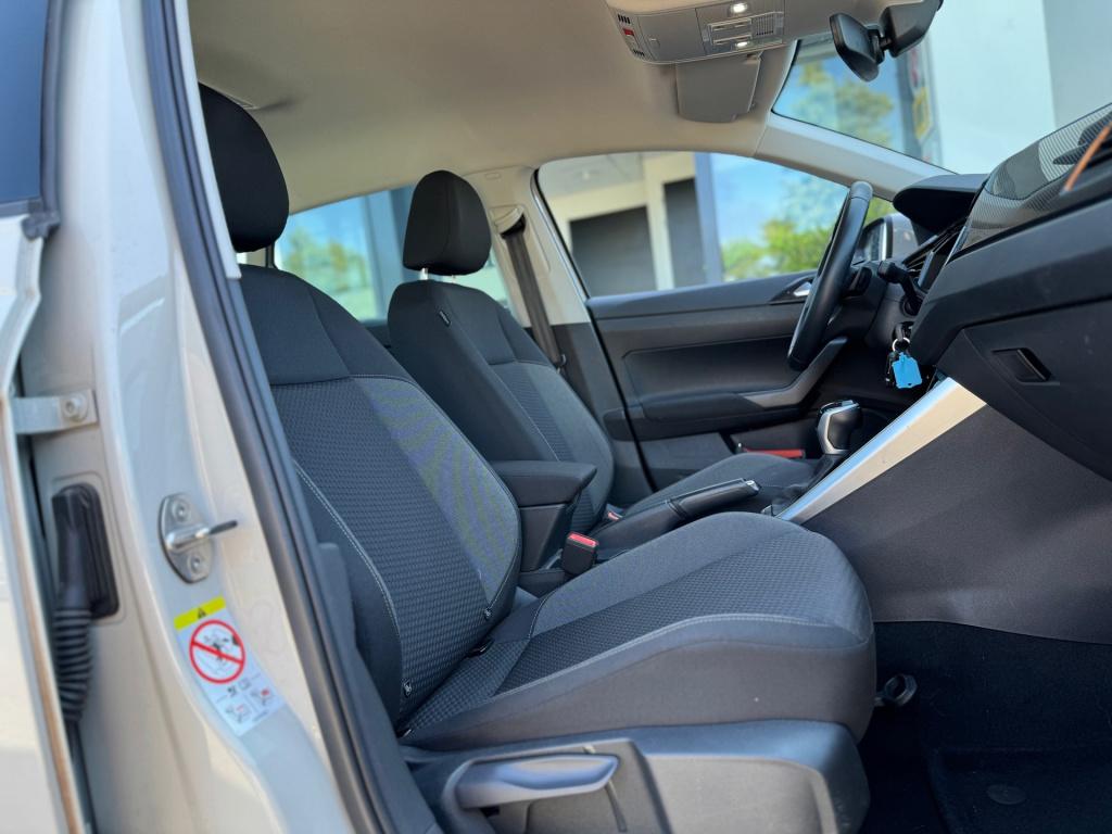 Volkswagen Taigo 1.0 tsi life business * carplay * stoelverwarming * pdc 2x