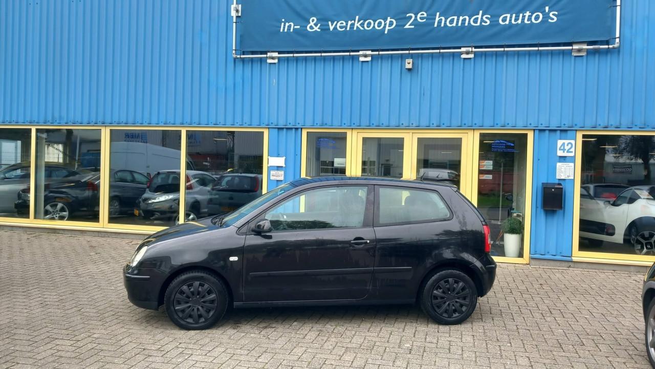 Volkswagen Polo 1.4 16v Turijn 3deurs bj:2005 airco apk 5-2027