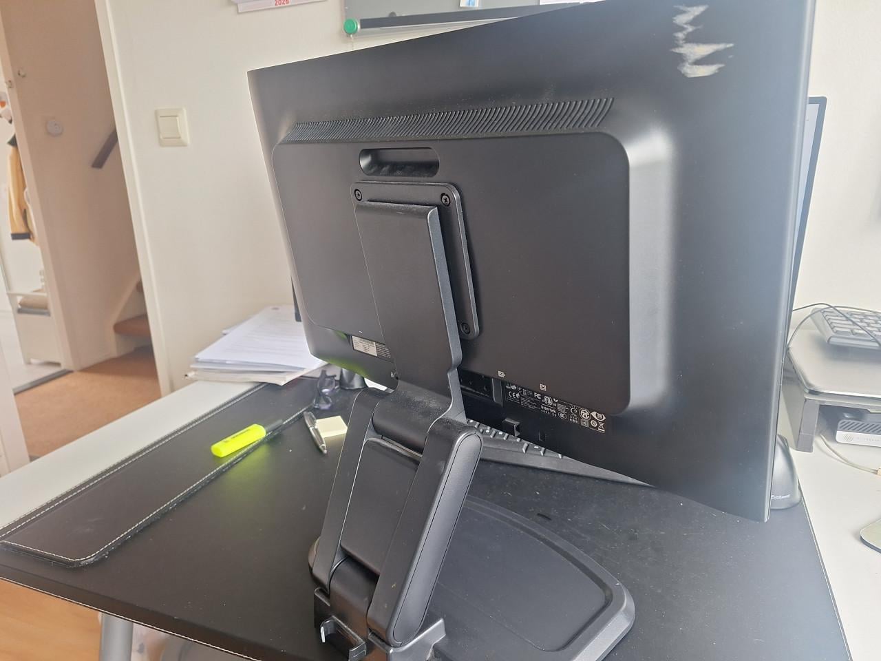 Te koop. HP Monitor 21,5 inch