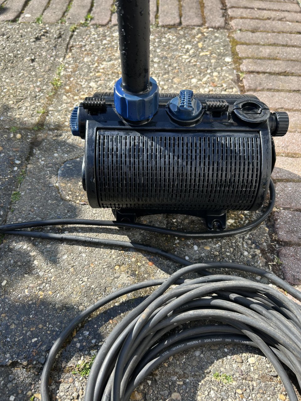 Te koop oase nautilus 50 klein fontein pompje  550 lpu  8 watt