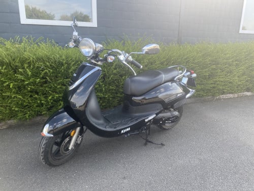 Mooie SYM allo scooter met nog geen 3000 km!