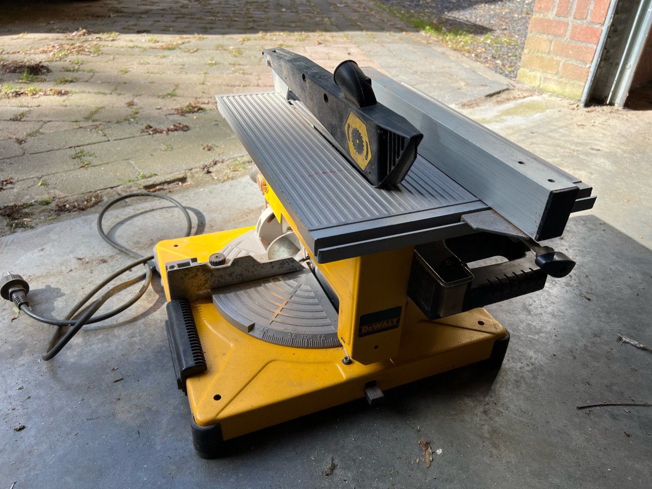 Te koop Dewalt DW710 combinatie tafelzaag en afkortzaag