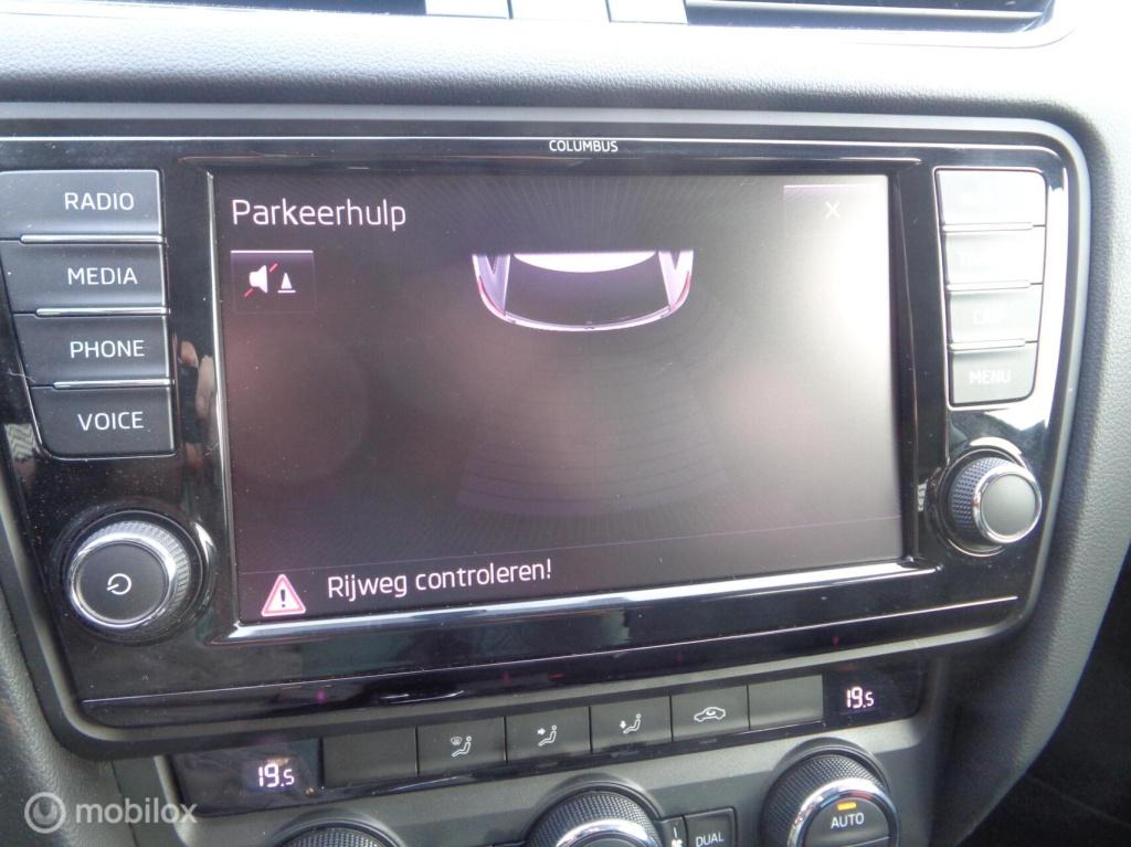 Skoda Octavia combi 1.2 tsi greentech ambition businessline/airco/ecc/pdc/c