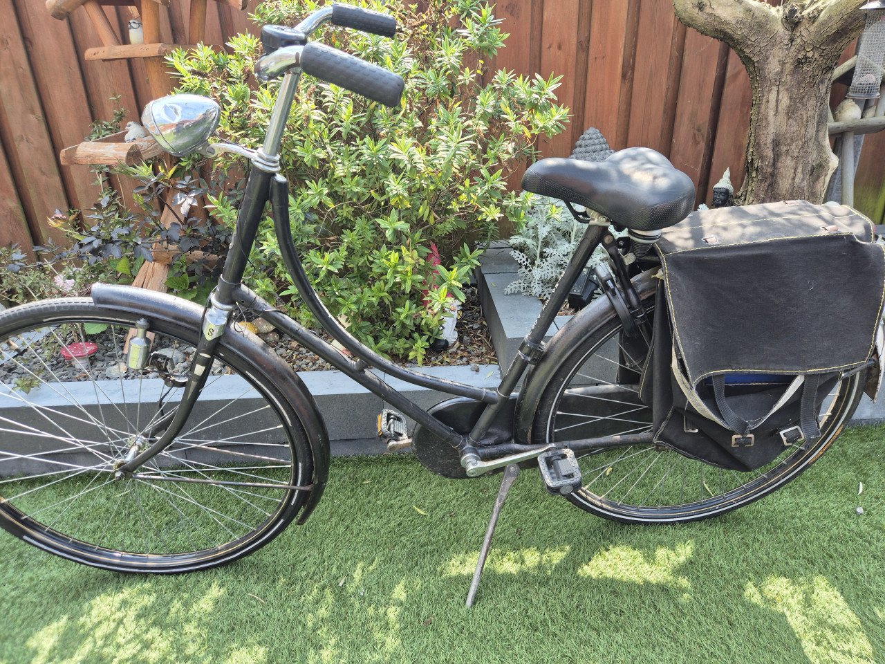 Te koop omafiets | bezorgen mogelijk.