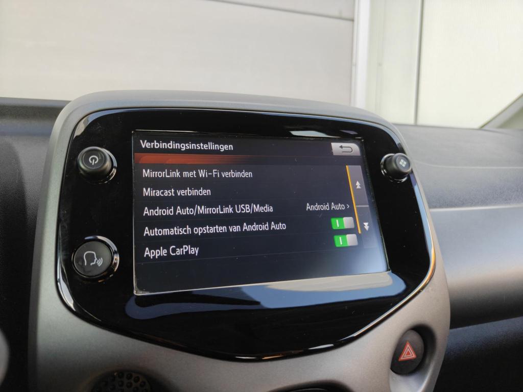 Toyota Aygo 1.0 vvt-i x-play camera/apple carplay/android auto