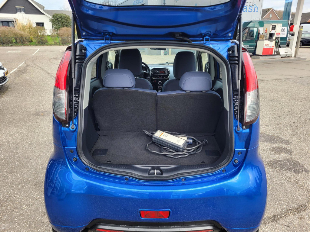 Peugeot Ion active