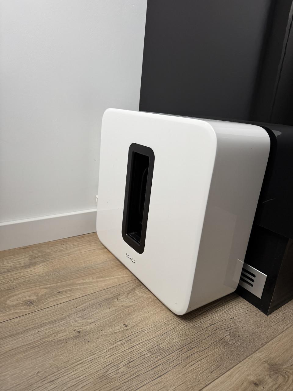 Te Koop: Sonos Sub (Gen 2)- Play 5 (Gen 2) - Move (Gen 1) - Play 1