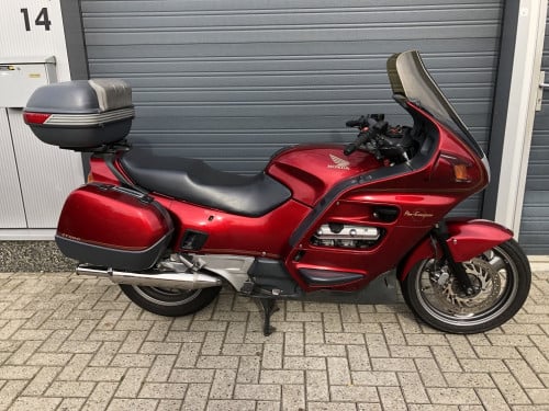Inruilkoopje: Nette Honda ST1100 Pan Eur. uit '93, RVS uitlaatdempers €1495