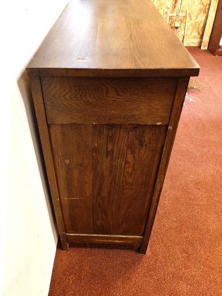 Eiken dressoir