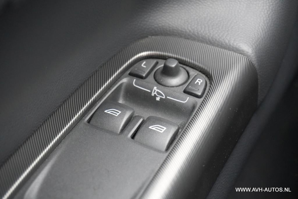 Volvo C30 1.6 d2 r-edition