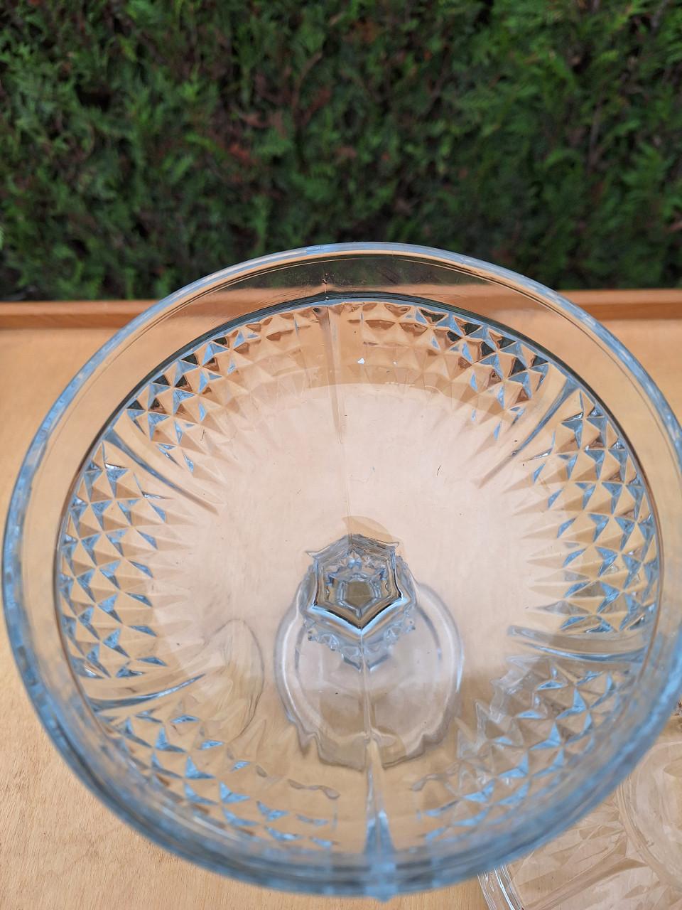 Mooie glazen bonboniere