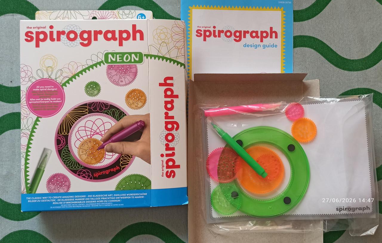 Spirograph - 7 onderdelen - Zo goed als nieuw