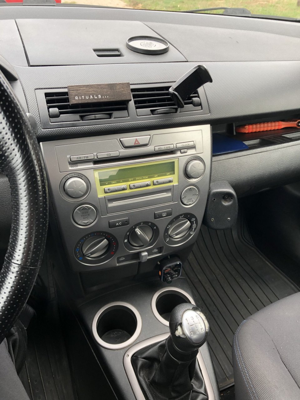 Mazda 2 1.6 16V 2005 zwart
