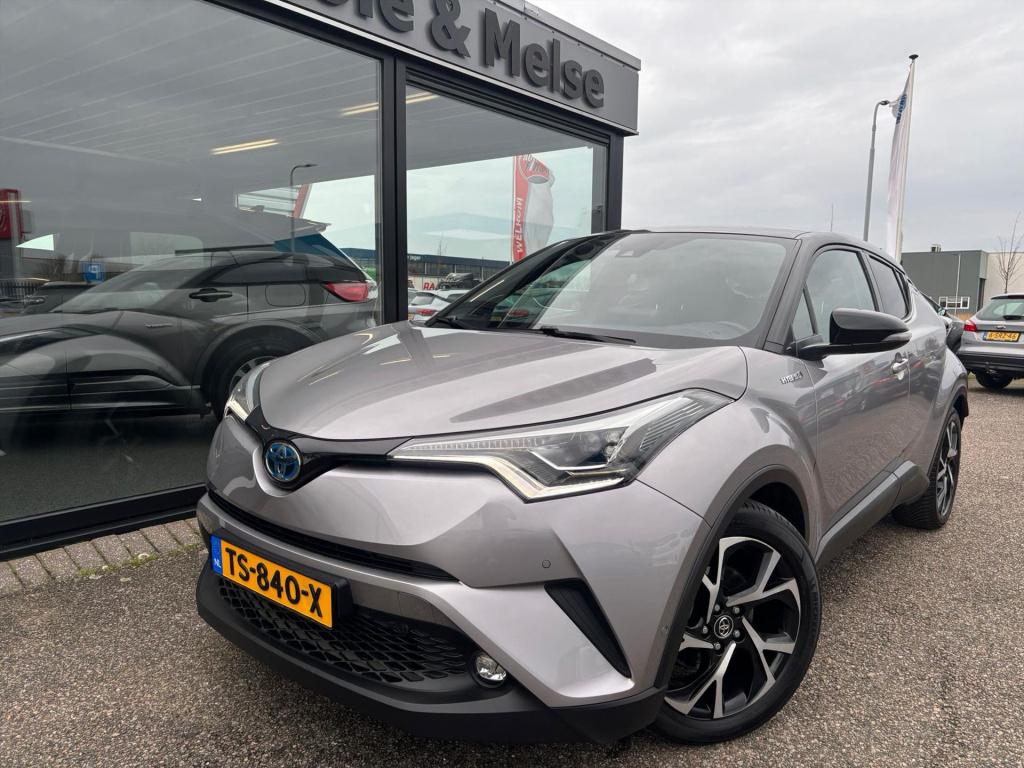 Toyota C-hr 1.8 hybrid 122pk executive, stoel en stuurverwarming