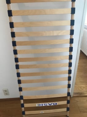 Gratis af te halen: lattenbodem 70x200 cm (als nieuw)