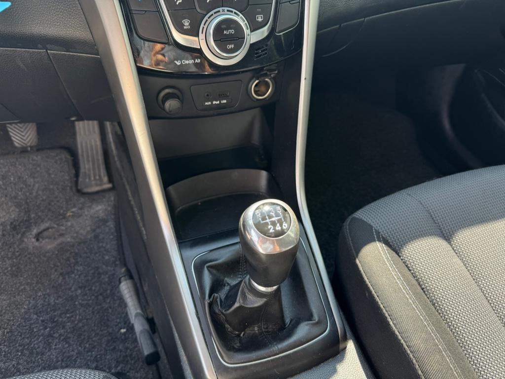 Hyundai I 30 blue 1.6 gdi i-vision redline * airco * nieuwe apk * camera * 