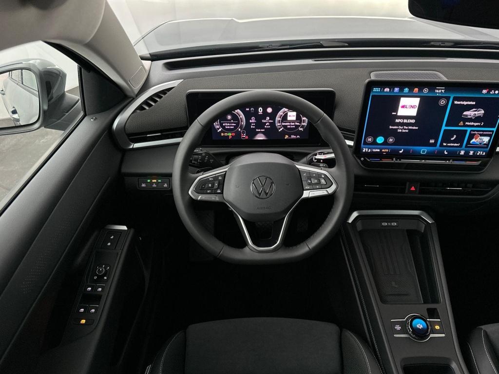 Volkswagen T-roc 1.5 etsi style first edition