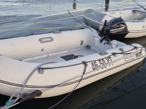 Base marine 3.60 met 15pk mercury