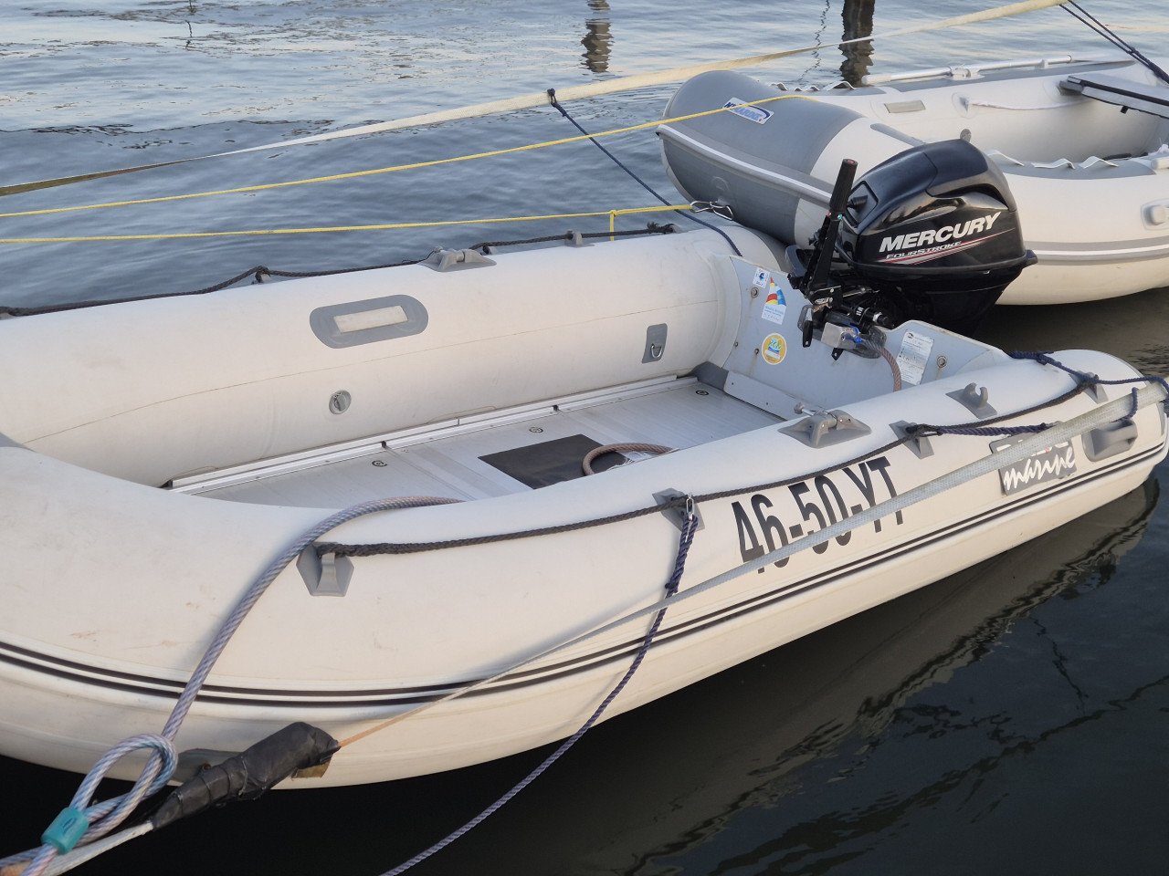 Base marine 3.60 met 15pk mercury