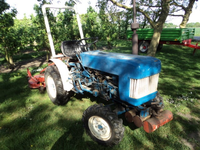 Ford hydrostaat met maaier