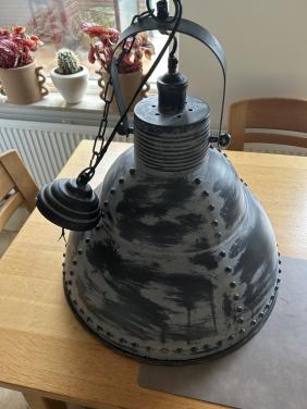 Industriële grijze metalen glazen hanglamp