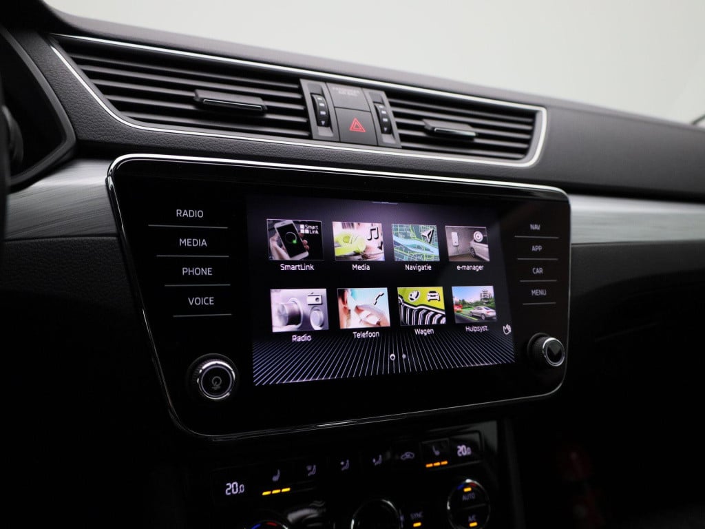 Skoda Superb combi 1.4 tsi iv business edition | automaat | navigatie | cam