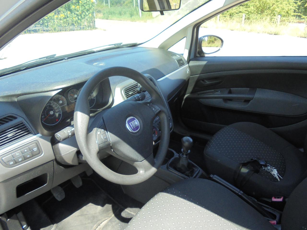 Grande Punto 1.2 – 16V Active slechts 70.660 Km !!! met N.A.P Apk.Mei 2027