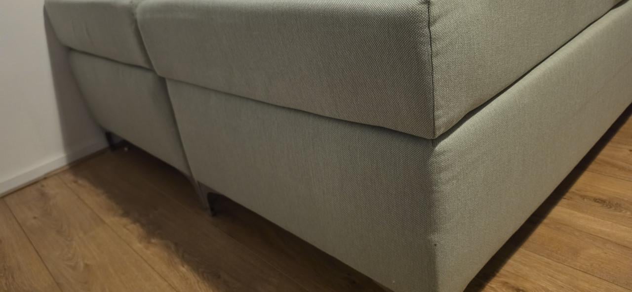 Boxspring 160 met topper en matrassen