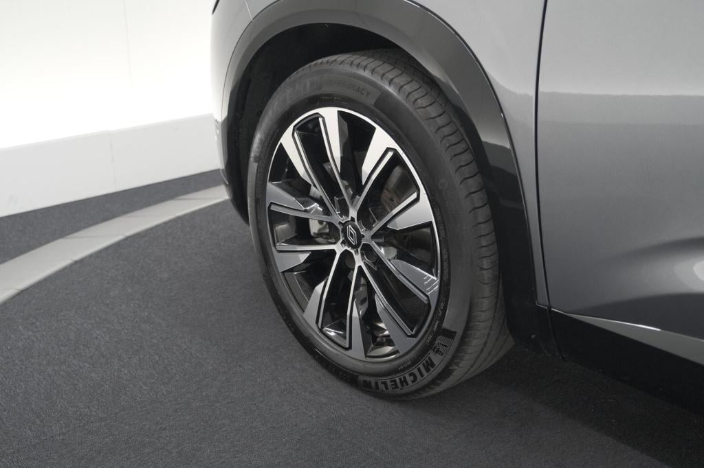 Renault Austral 1.2 e-tech full hybrid 200 techno | 360 camera | panoramada